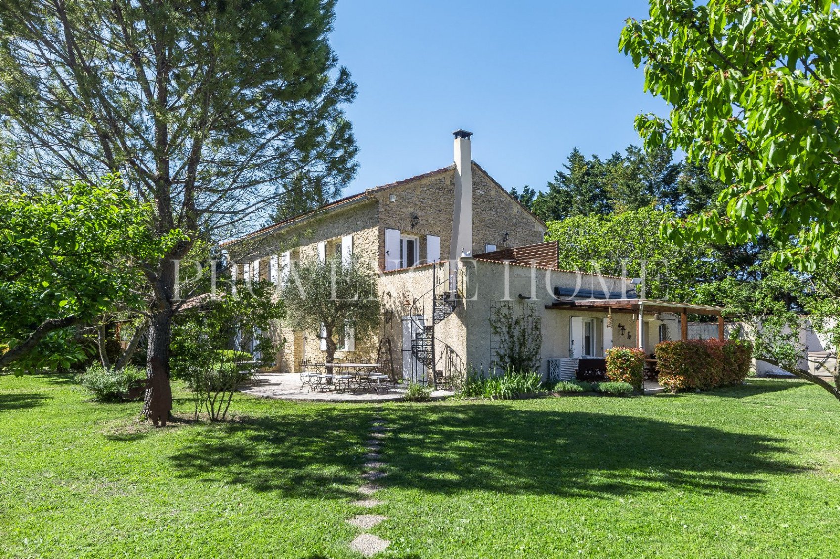 Maison à vendre, 372m², L'Isle-sur-la-Sorgue