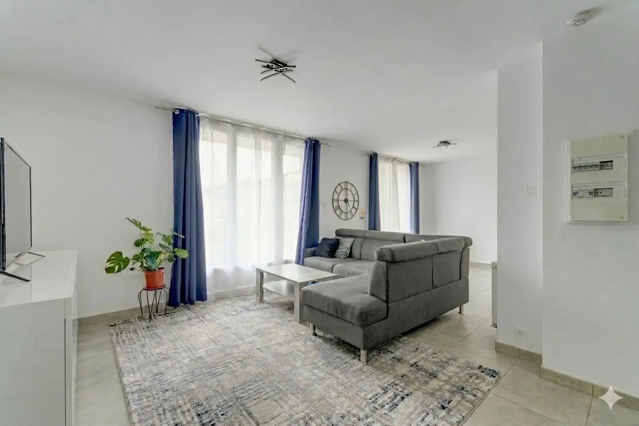 Appartement à vendre, 65m², Vénissieux
