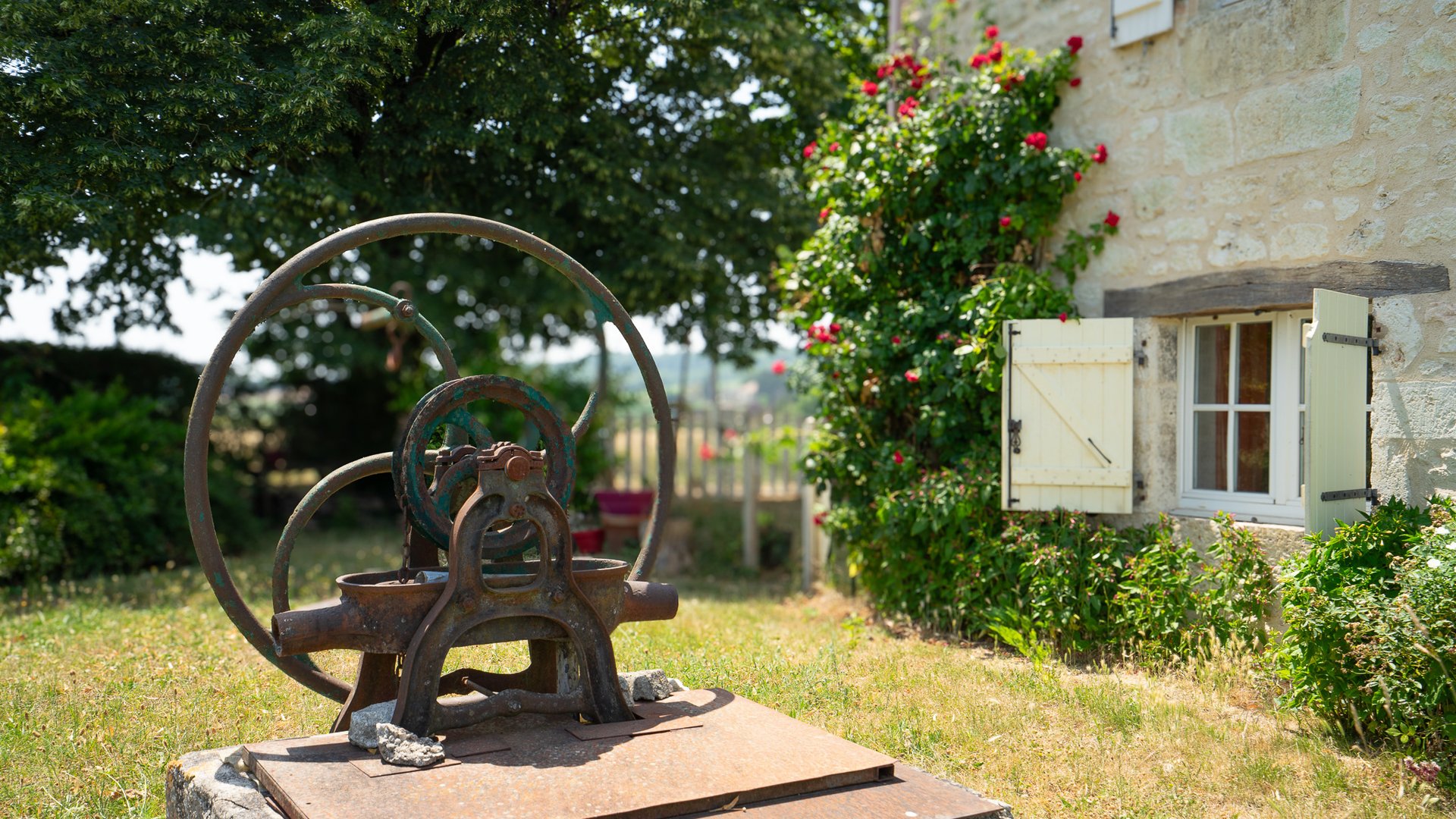Maison à vendre, 100m², Montcuq-en-Quercy-Blanc