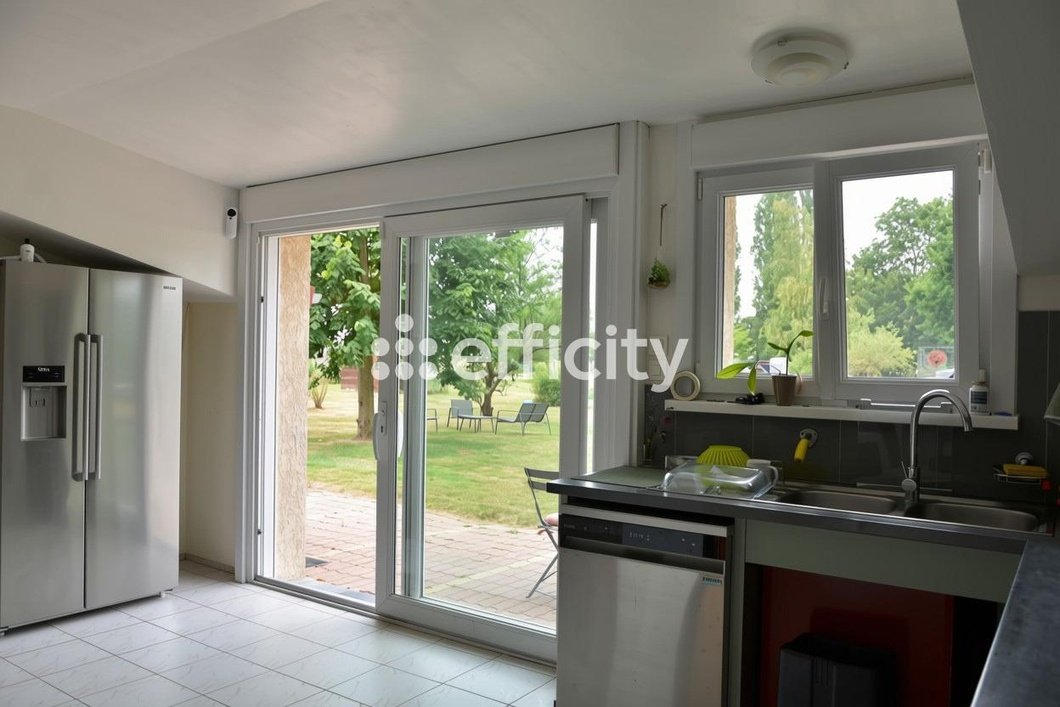 Maison à vendre, 240m², Buysscheure
