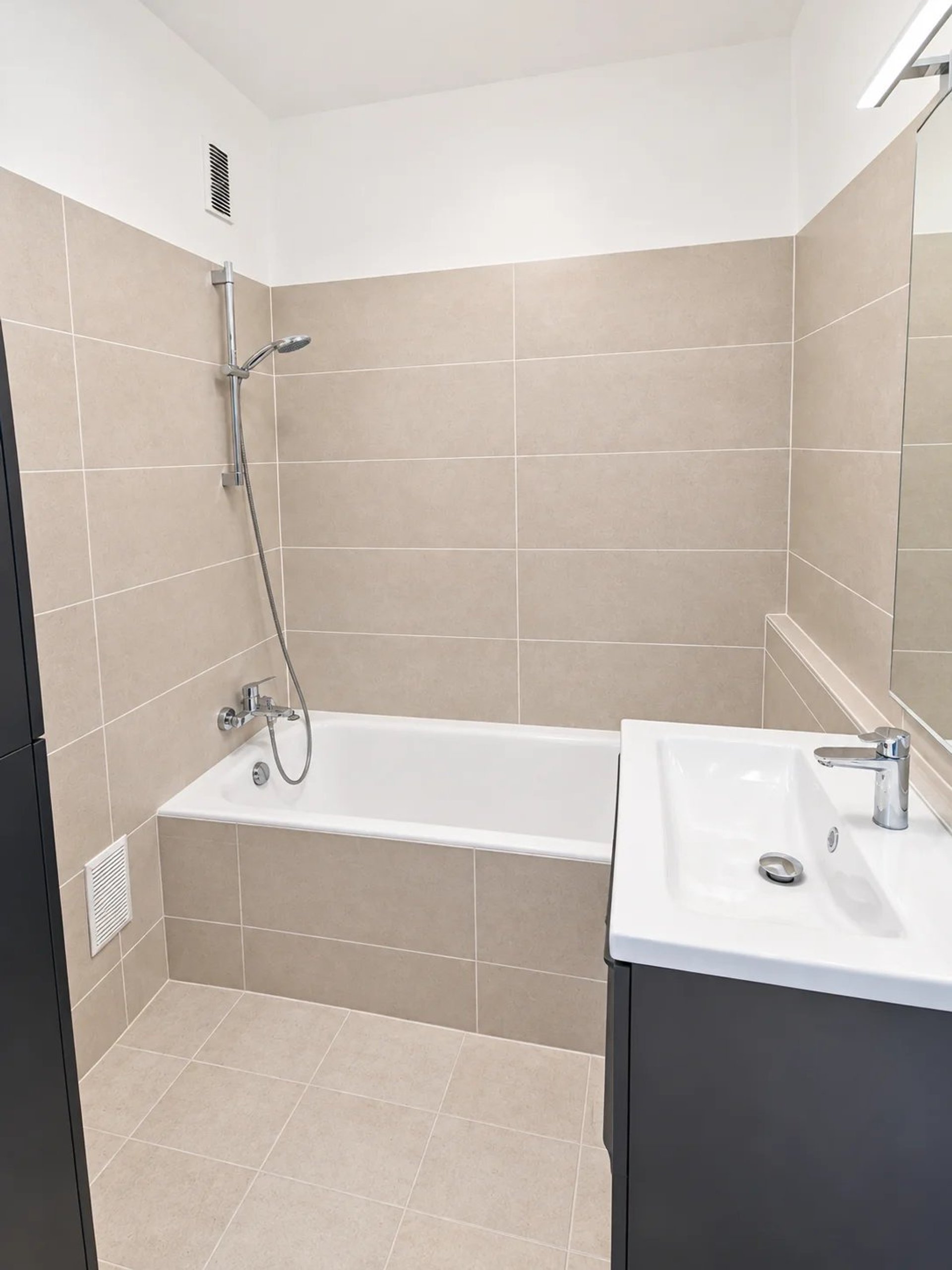 Appartement à louer, 26m², Antibes