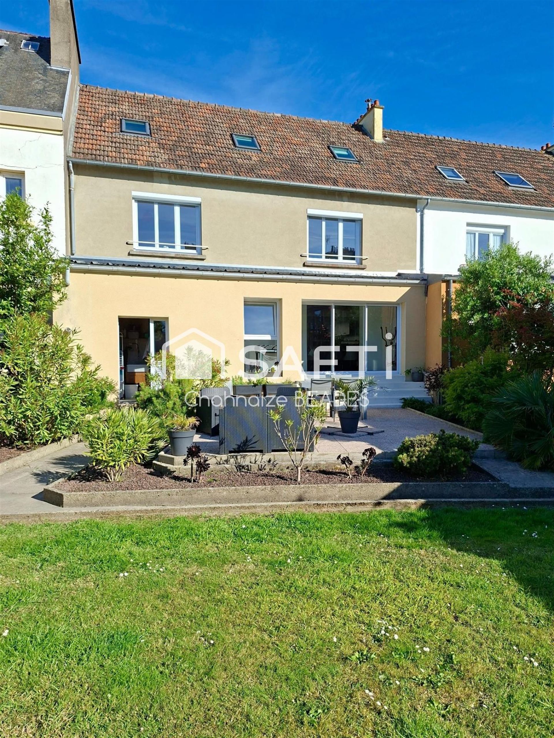 Maison à vendre, 154m², Equeurdreville-Hainneville