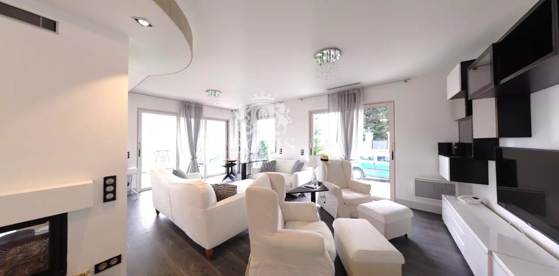 Maison à vendre, 362m², Gattières