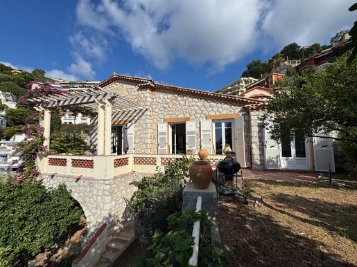 Maison 5 pièces 133 m² · à Villefranche-sur-Mer · 133 m² · 1 750 000 €