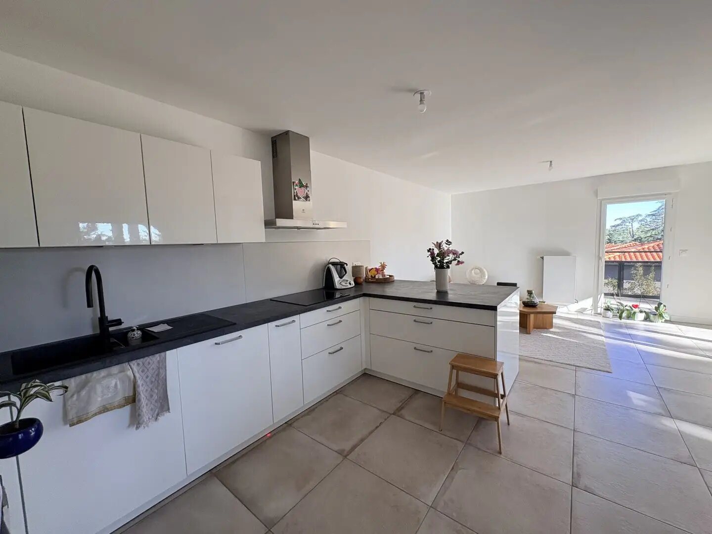 Appartement à louer, 105m², Orliénas