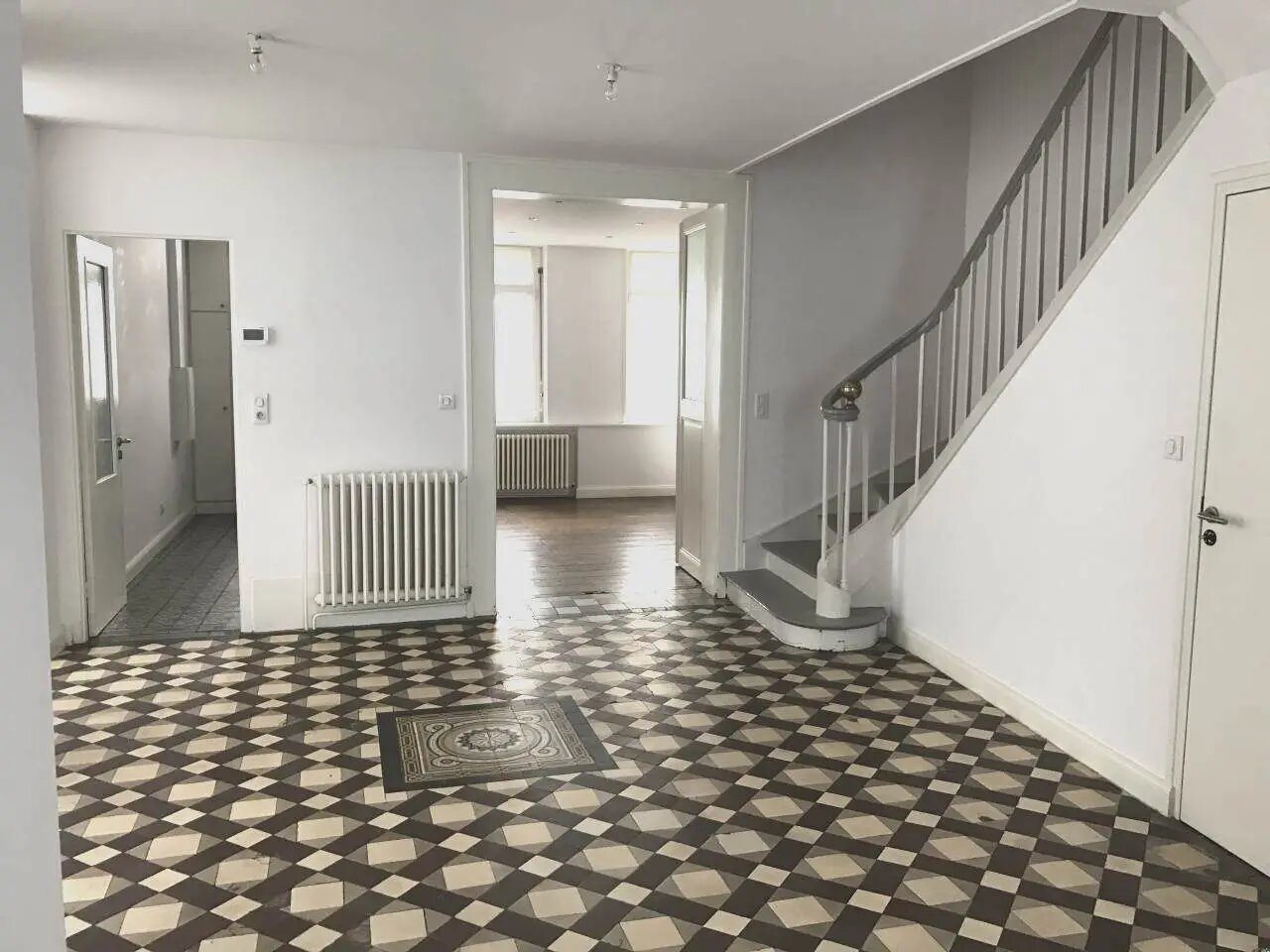 Maison à louer, 160m², Arras