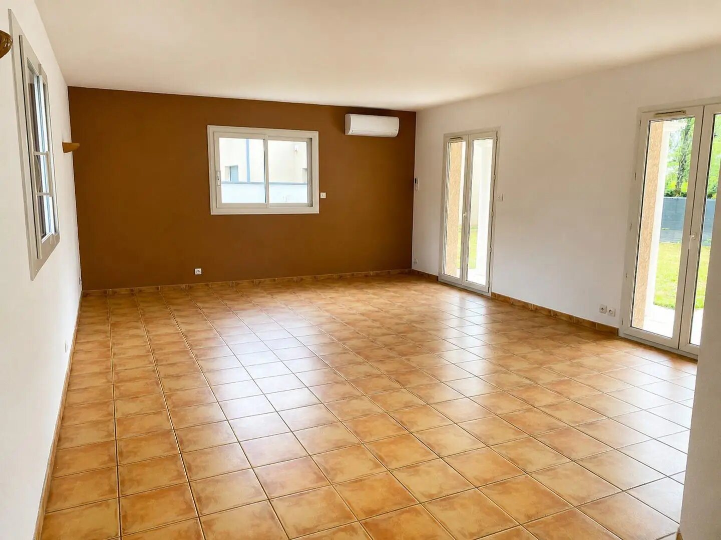 Maison à vendre, 117m², Fontaines-Saint-Martin