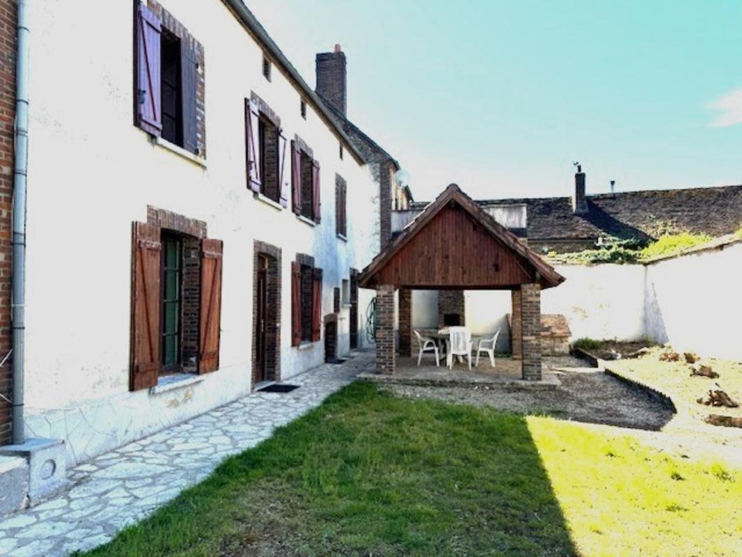 Maison à vendre, 265m², Arces-Dilo