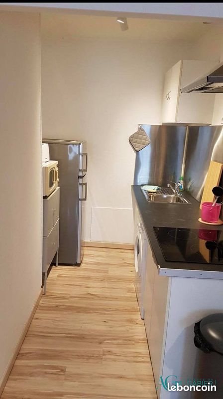 Appartement à louer, 29m², Solliès-Pont