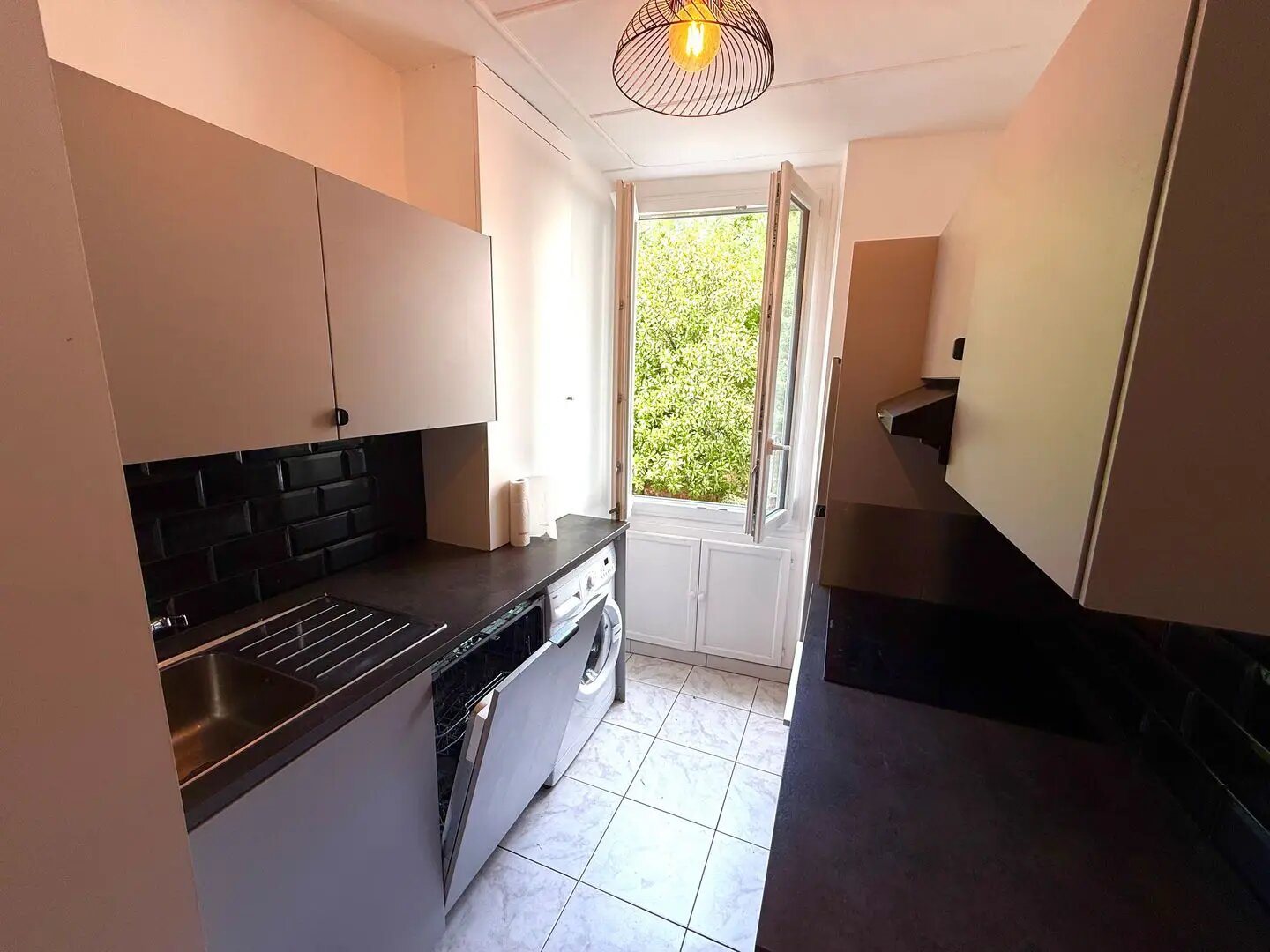 Appartement à louer, 46m², Courbevoie