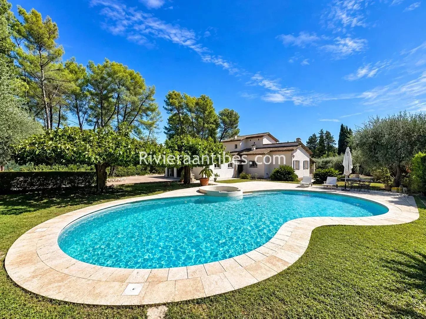 Maison à vendre, 133m², Mouans-Sartoux