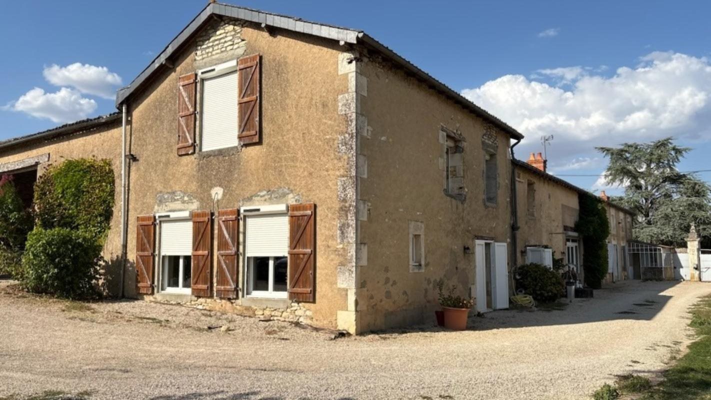 Maison à vendre, 376m², Champigny en Rochereau