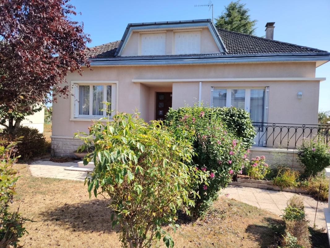 Maison à vendre, 137m², Thuré