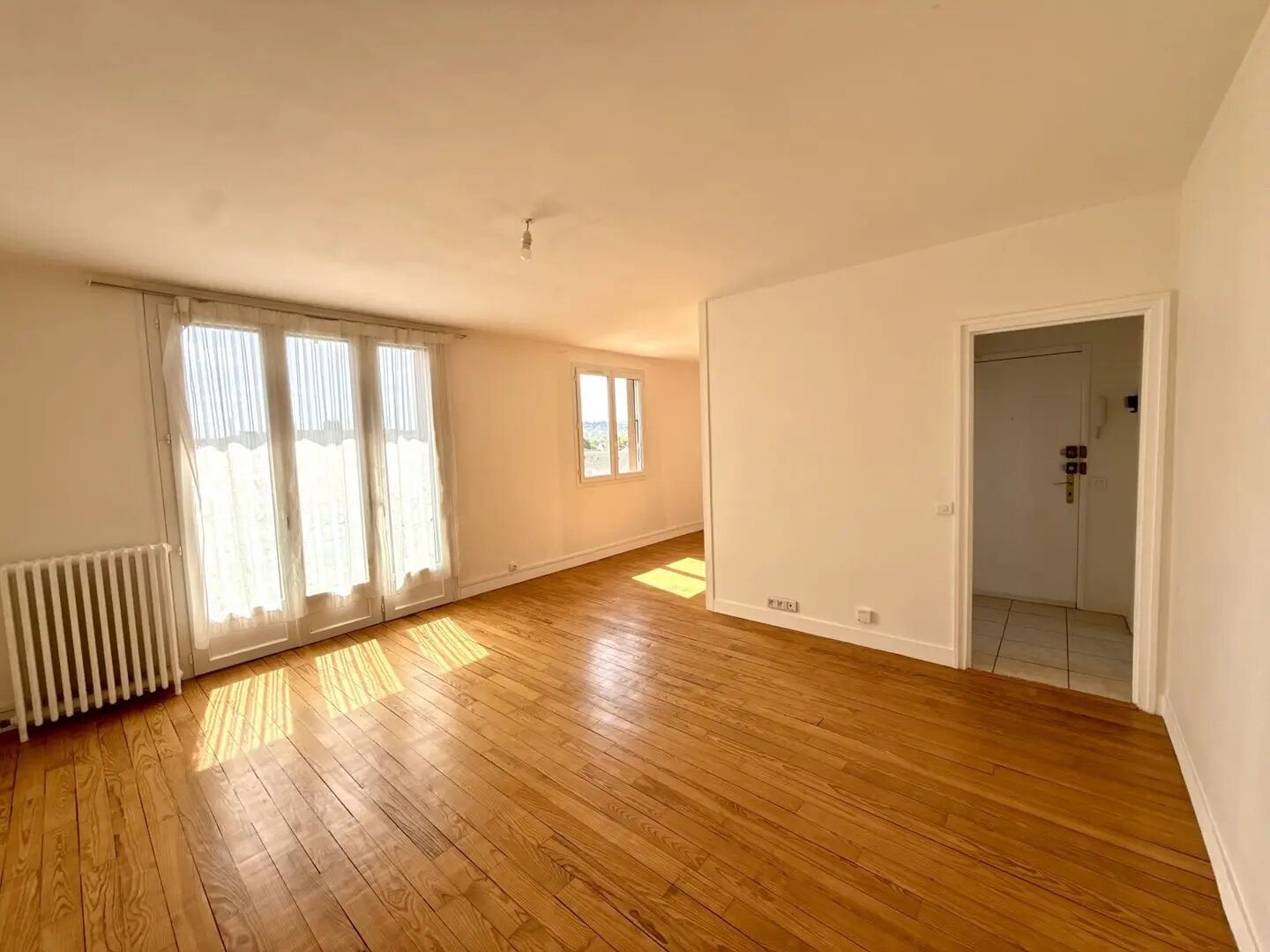 Appartement à louer, 69m², Mantes-la-Ville