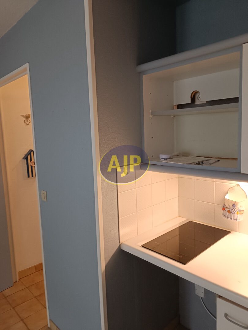 Appartement à louer, 30m², Saint-Gilles-Croix-de-Vie