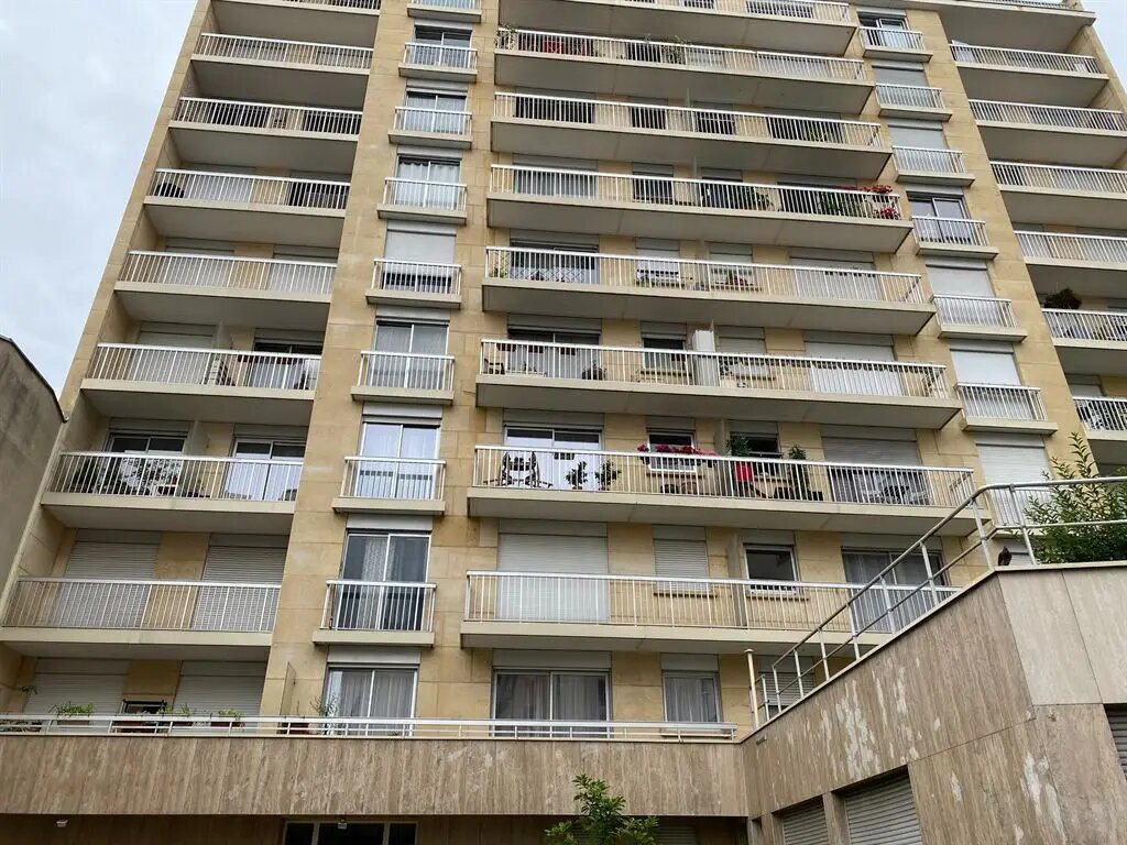 Appartement à louer, 33m², Paris 15ème