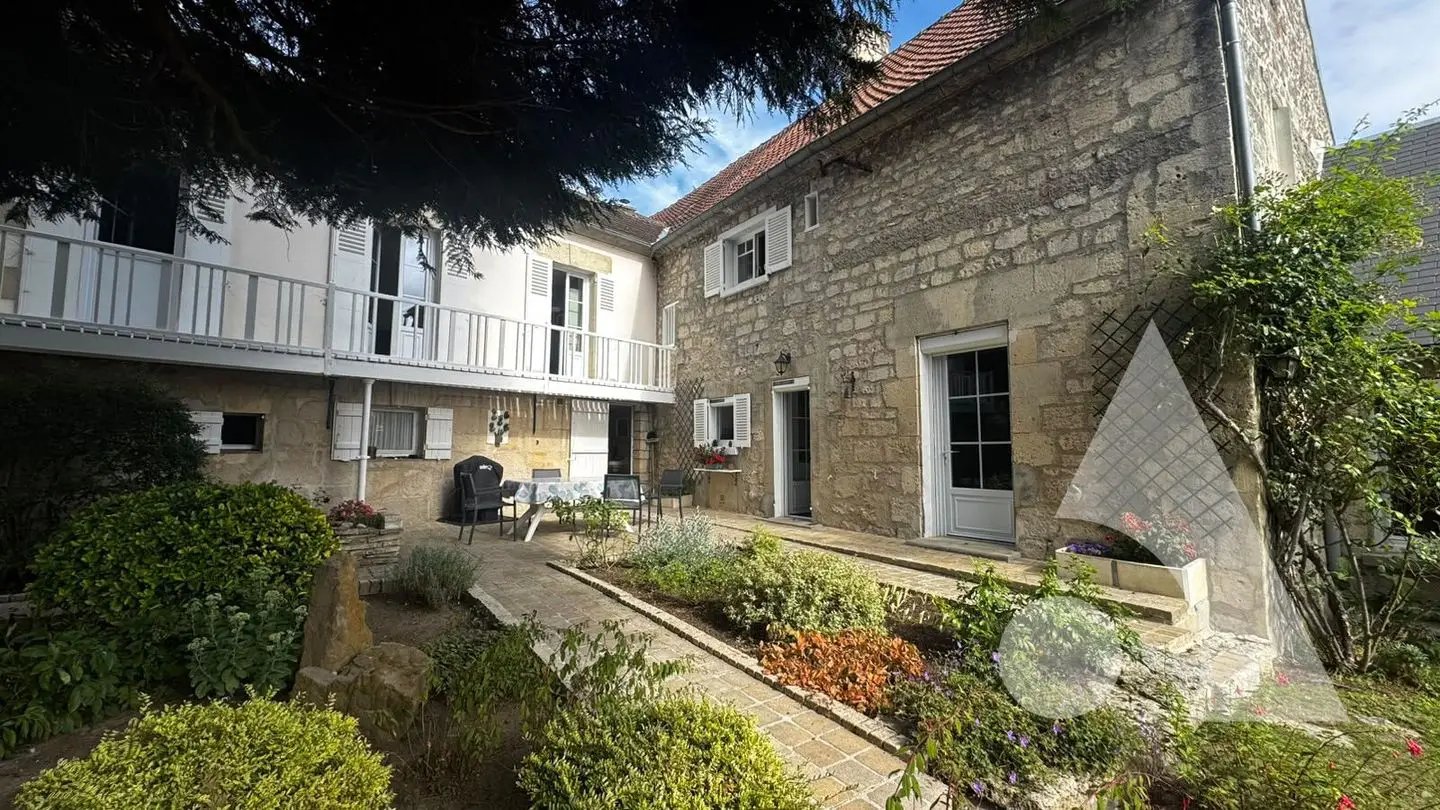 Maison à vendre, 243m², Morienval