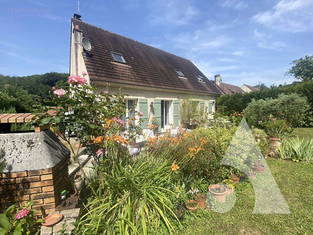 Maison à vendre, 160m², Trumilly