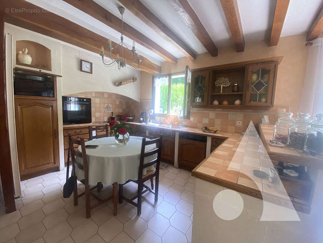 Maison à vendre, 160m², Trumilly
