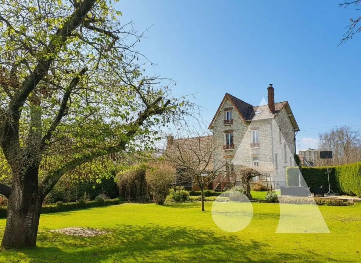 Maison à vendre, 123m², Crépy-en-Valois