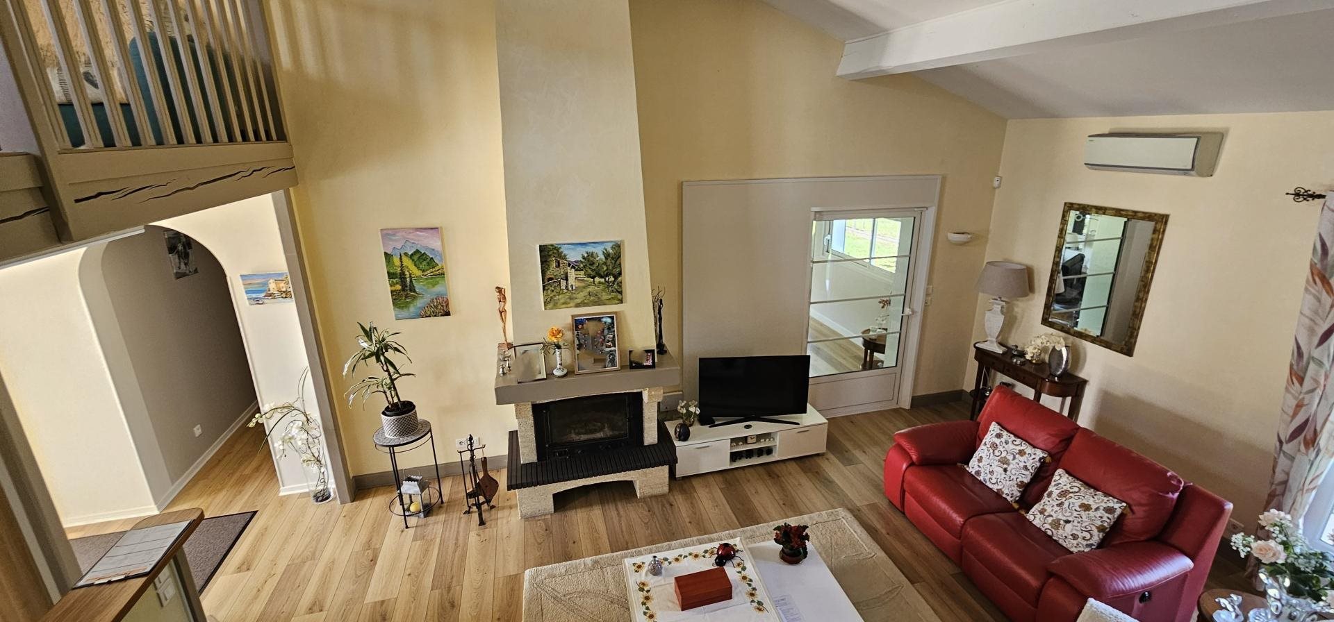 Maison à vendre, 154m², Puymoyen