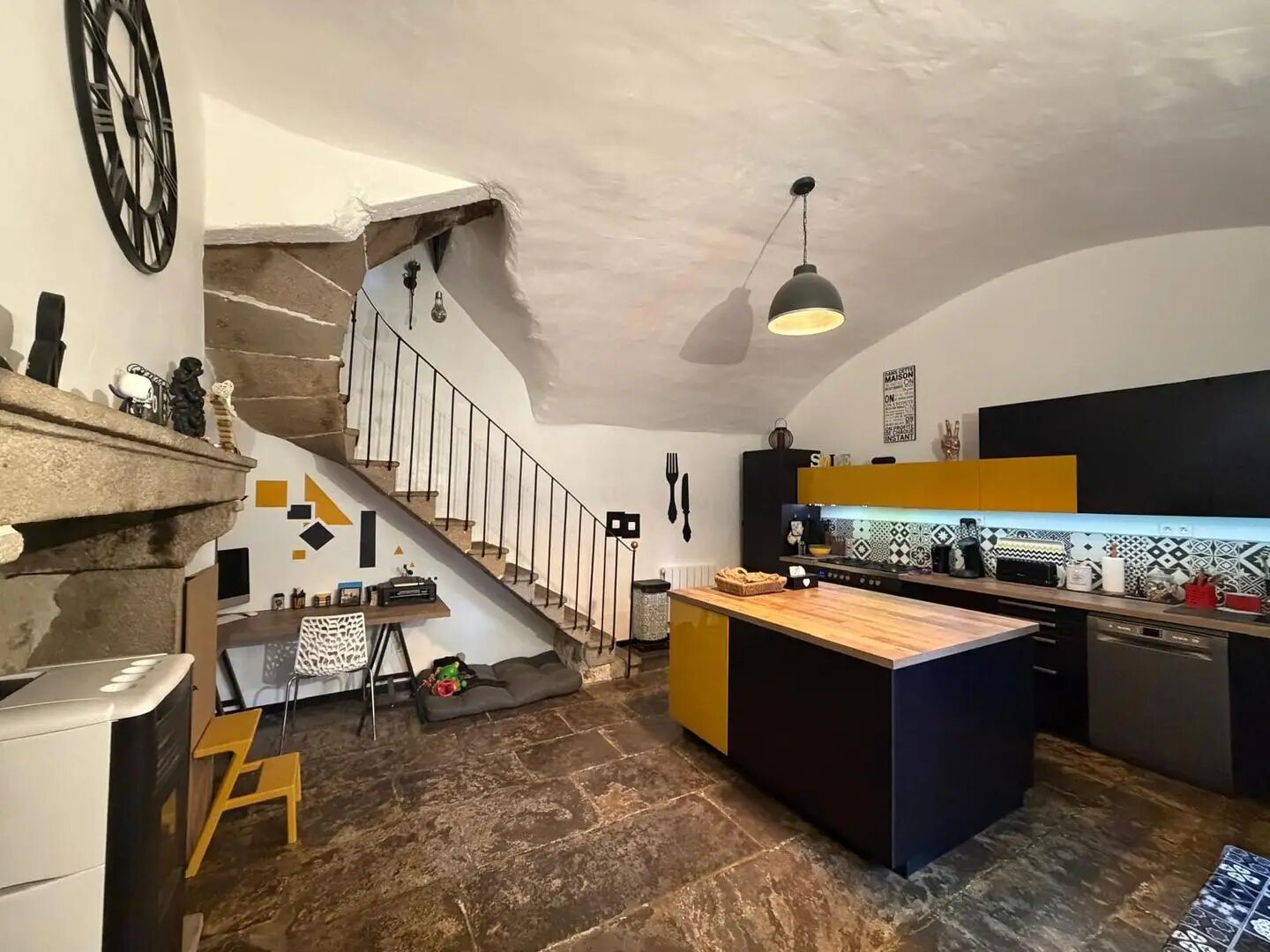Maison à vendre, 185m², Neschers