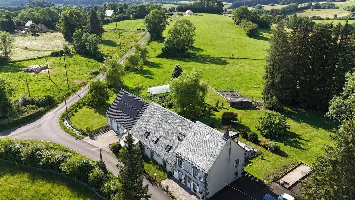 Maison à vendre, 324m², Saint-Sauves-d'Auvergne