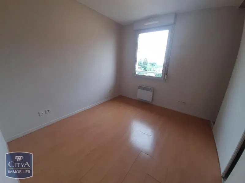 Appartement à louer, 63m², Limas