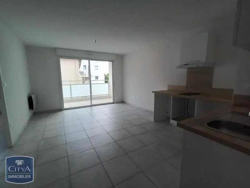 Appartement à louer, 37m², Nîmes