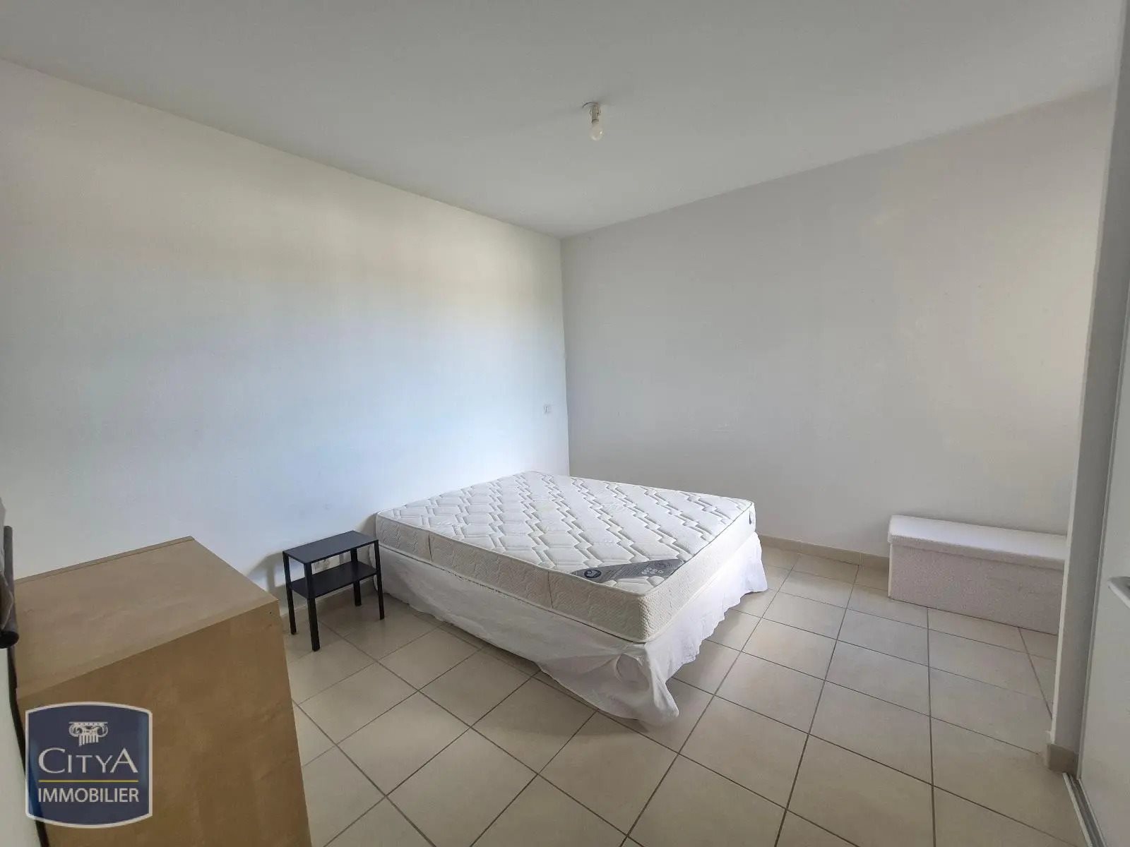 Appartement à louer, 47m², Pont-Saint-Esprit