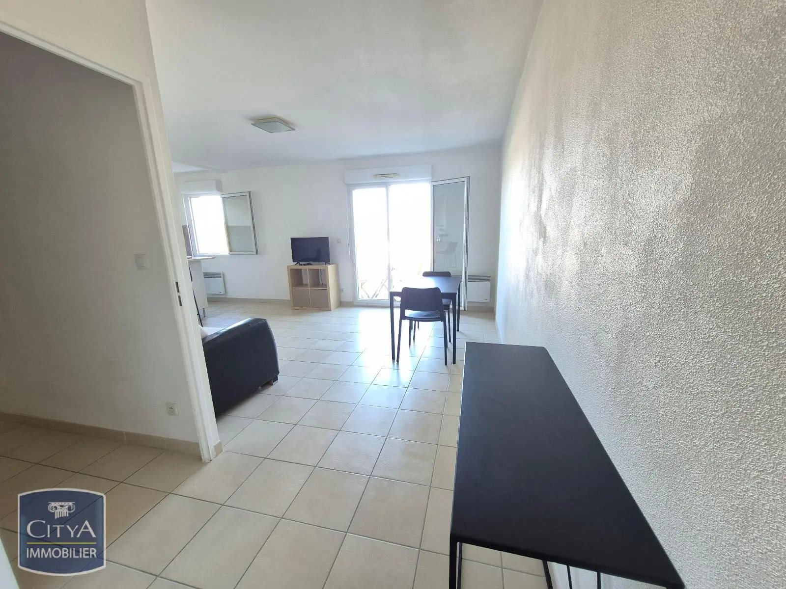 Appartement à louer, 47m², Pont-Saint-Esprit