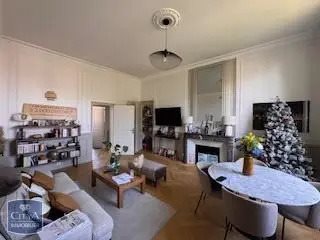 Appartement à louer, 65m², Tours