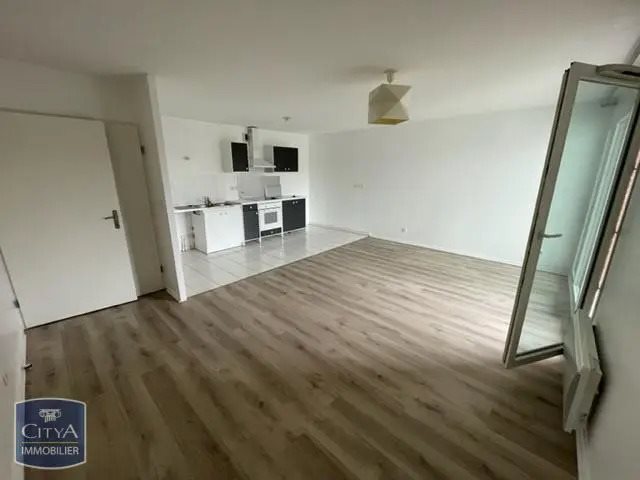 Appartement à louer, 68m², Loos