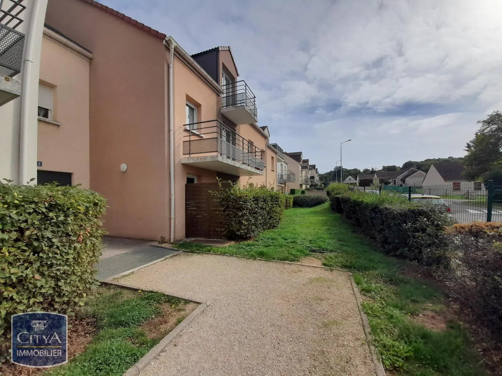 Appartement à louer, 48m², Villeneuve-sur-Yonne