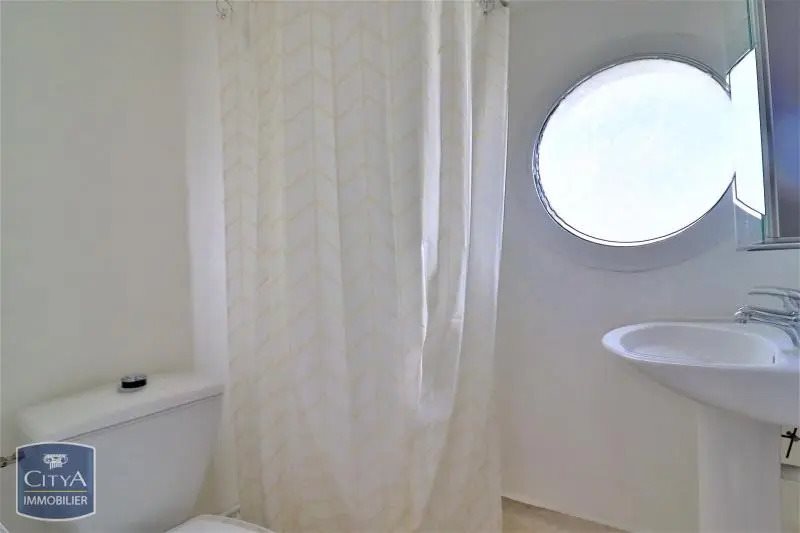 Appartement à louer, 17m², Royan