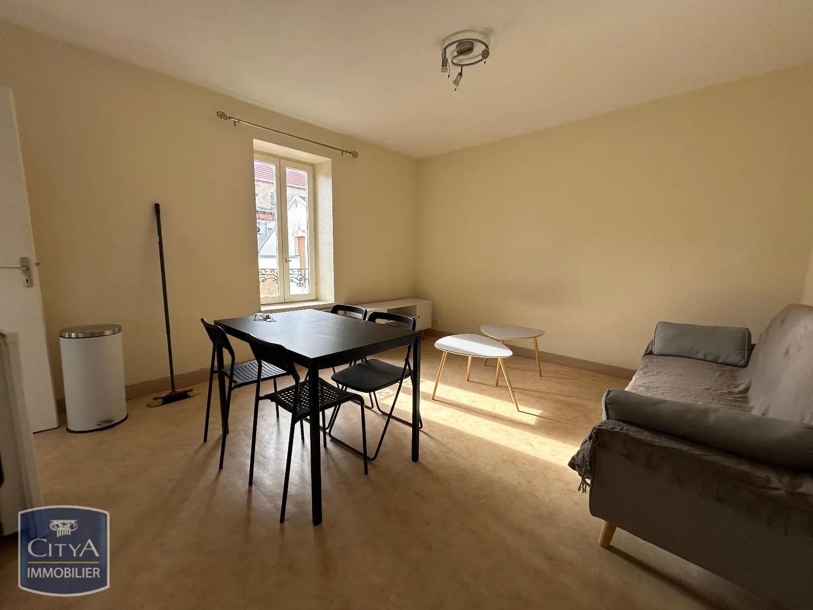 Appartement à louer, 29m², Vichy