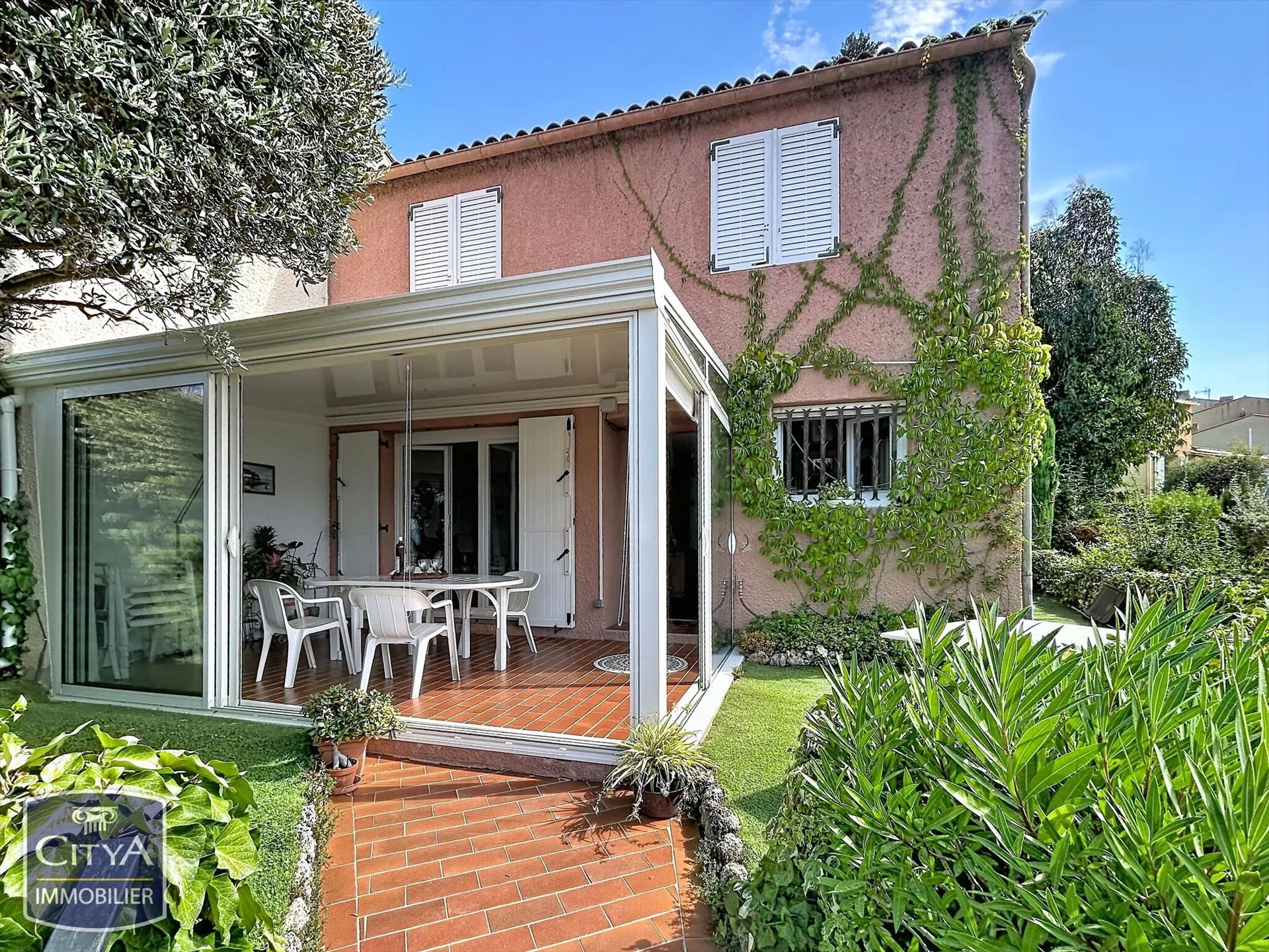 Maison à vendre, 84m², Saint-Raphaël