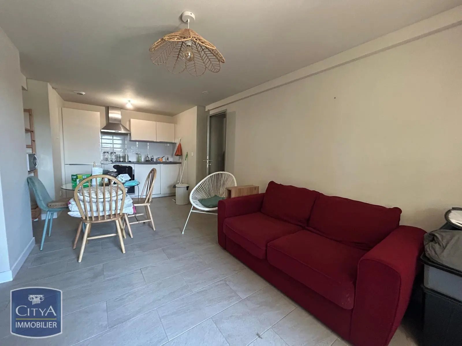 Appartement à louer, 38m², Nîmes