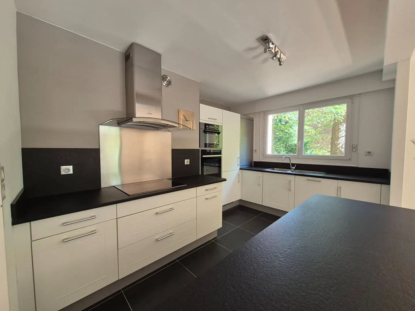 Appartement à vendre, 96m², Loos