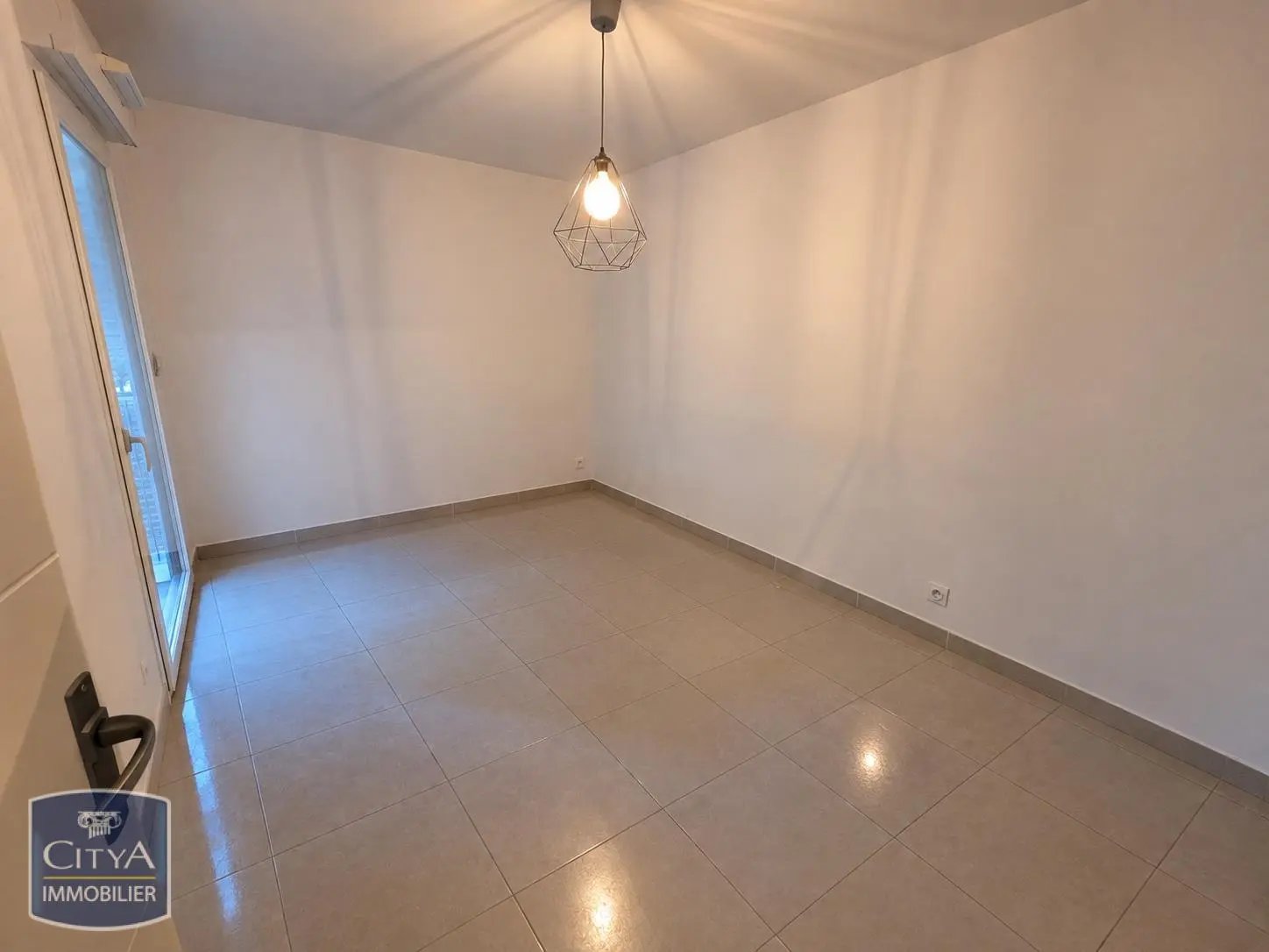 Appartement à louer, 37m², Toulon