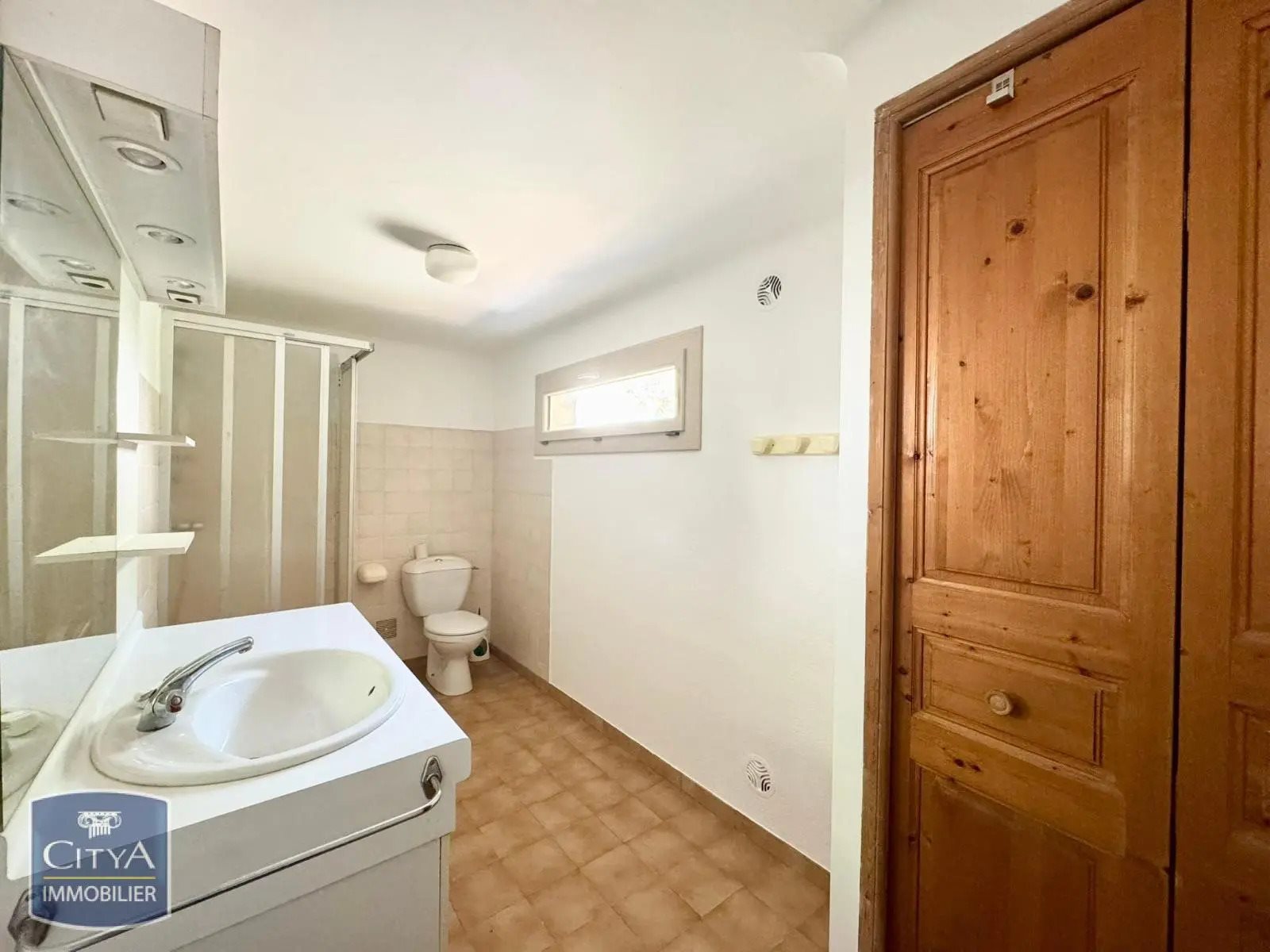 Appartement à louer, 35m², Nîmes