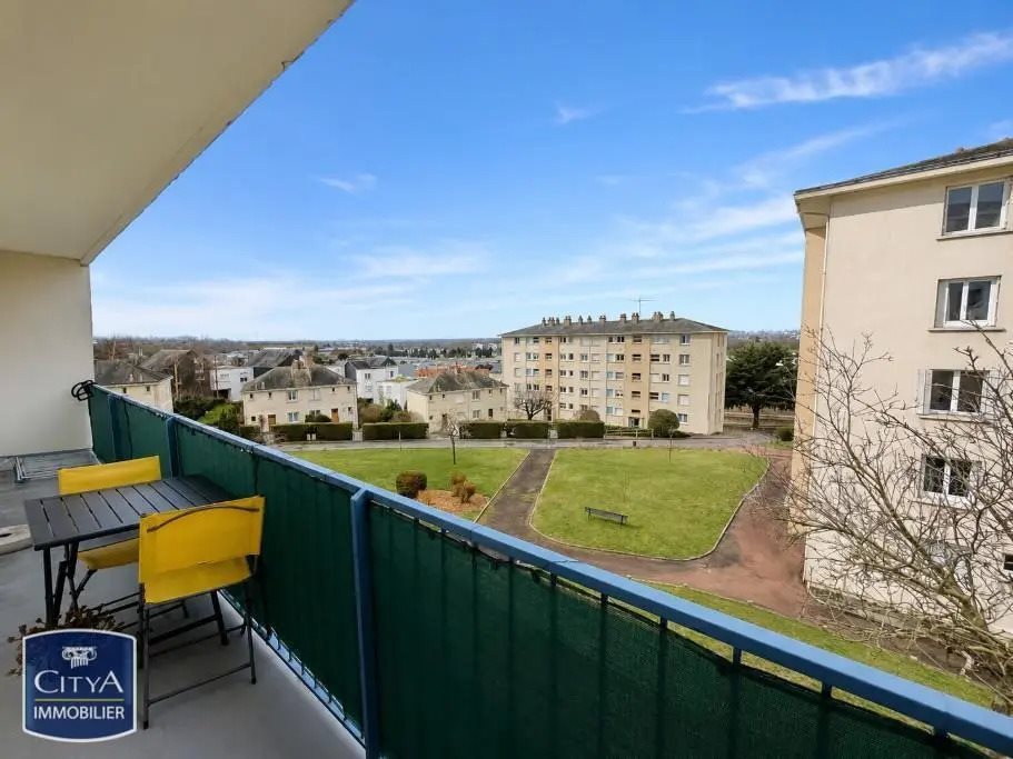 Appartement à louer, 78m², Saumur