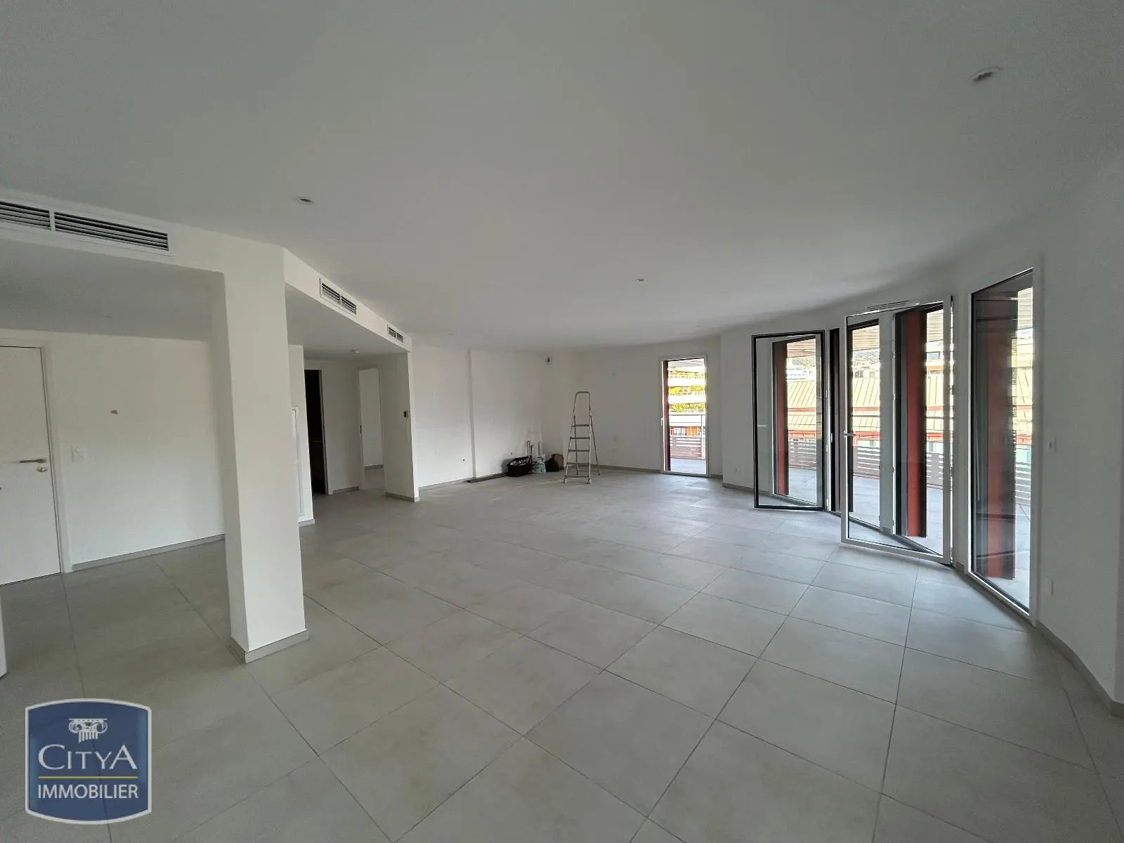 Appartement à louer, 92m², Nice