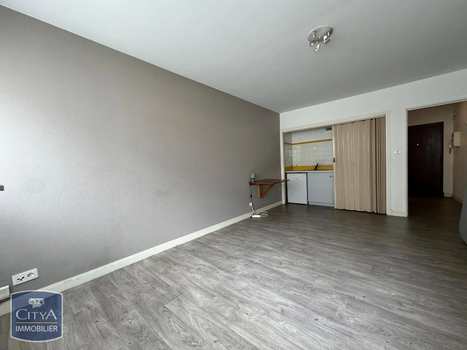 Appartement à louer, 28m², Pau