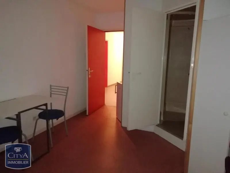 Appartement à louer, 18m², Nîmes