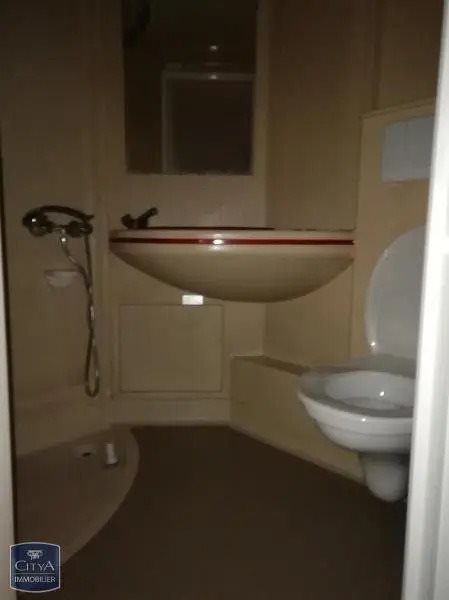 Appartement à louer, 18m², Nîmes