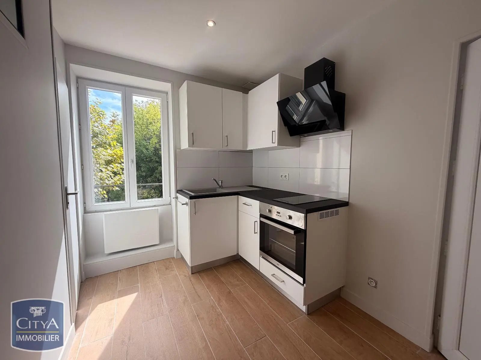 Appartement à louer, 25m², Fontaines-sur-Saône