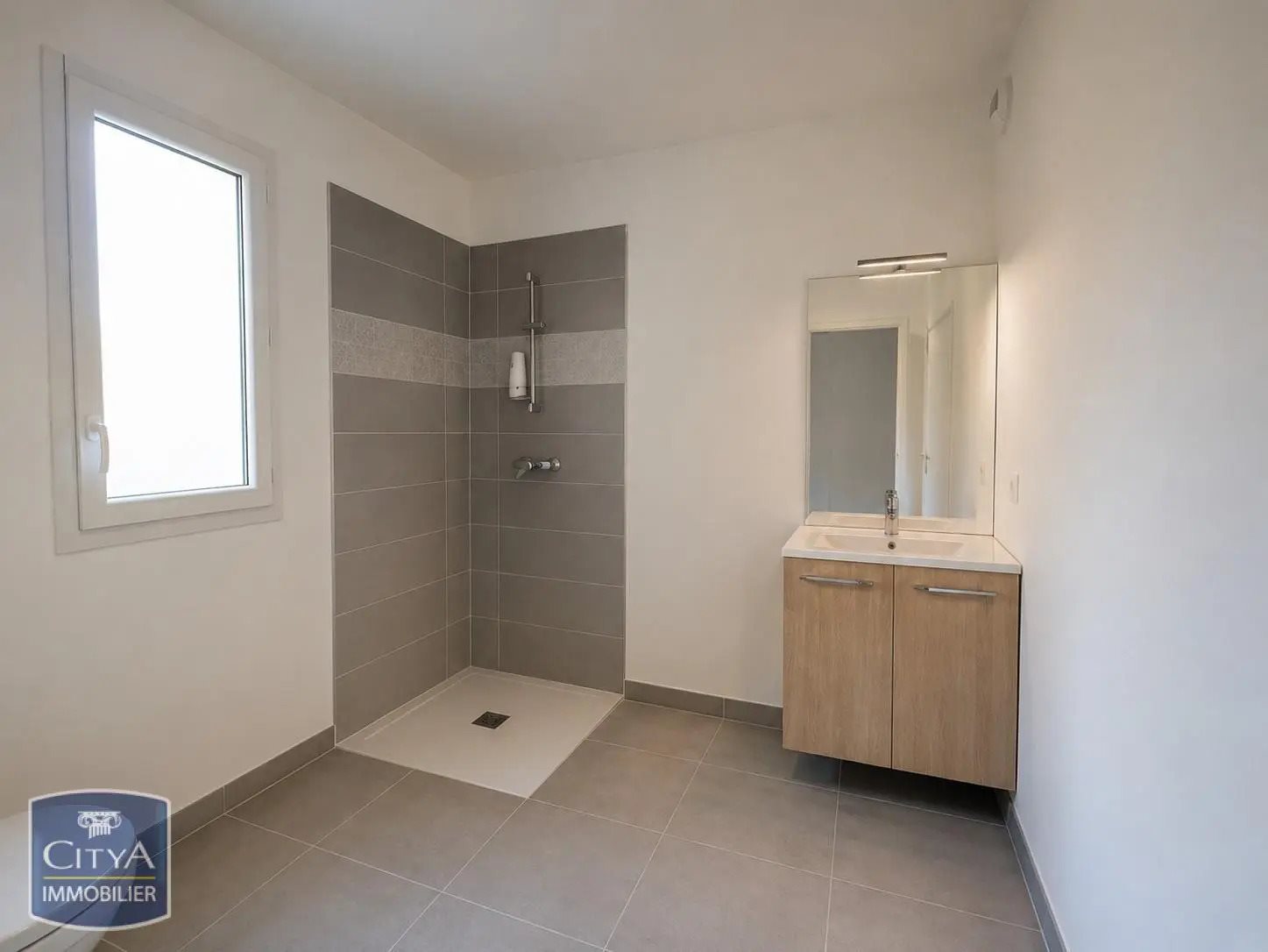Maison à louer, 72m², Valence