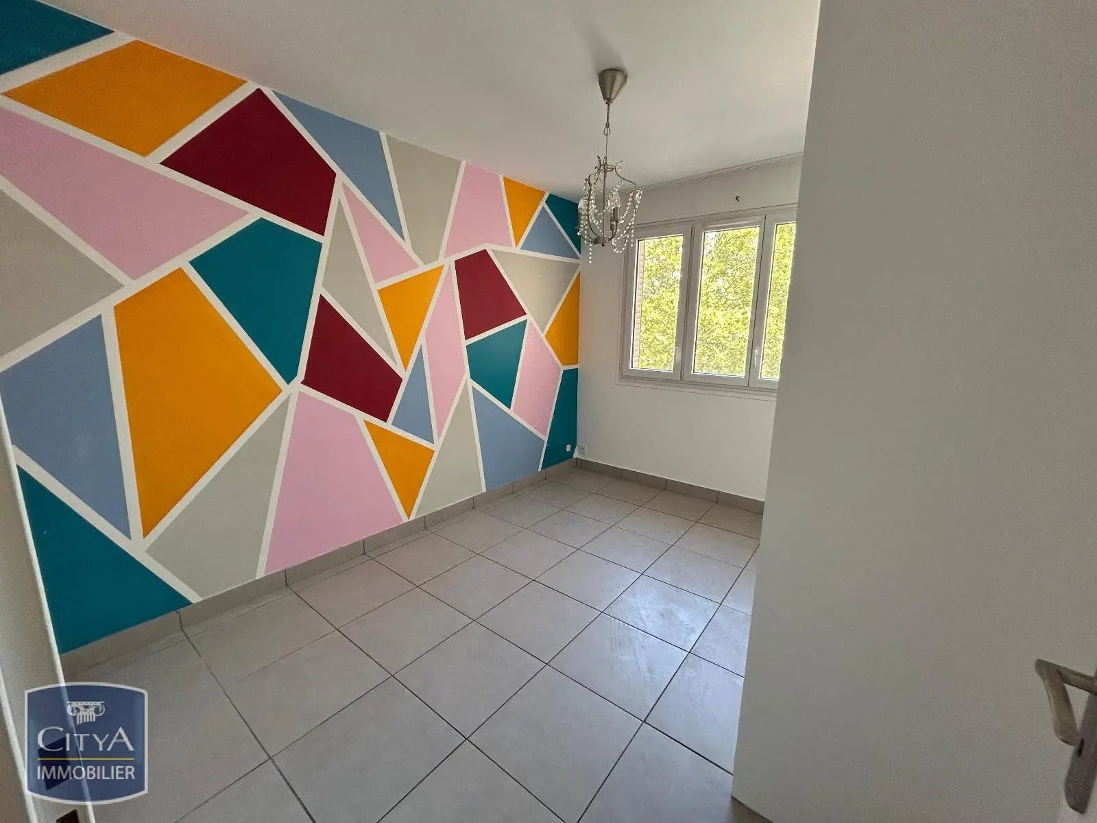 Appartement à louer, 82m², Bron
