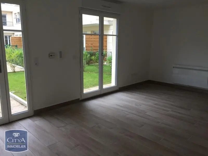 Appartement à louer, 62m², Buc
